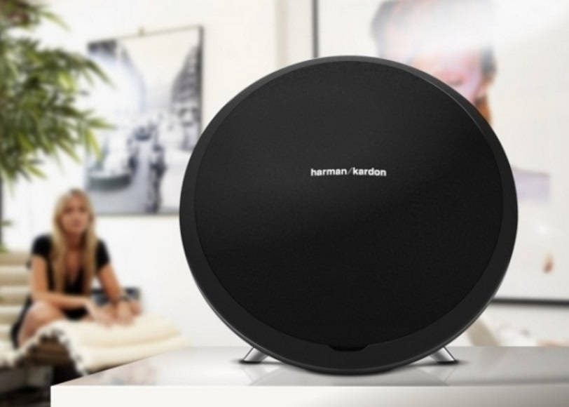 harman kardon onyx studio 4