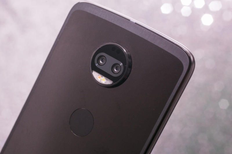 moto z2 force