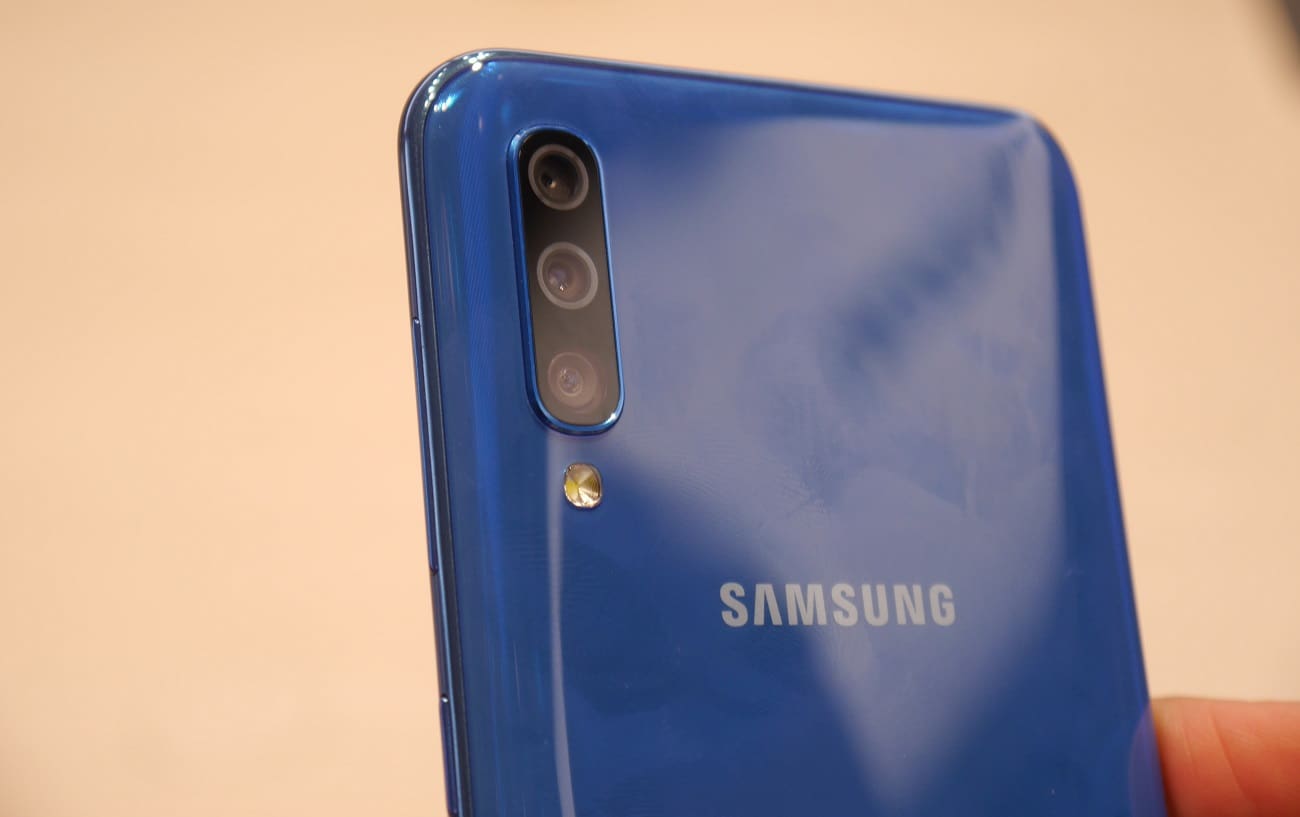 samsung oficializa galaxy a30s e galaxy a50s