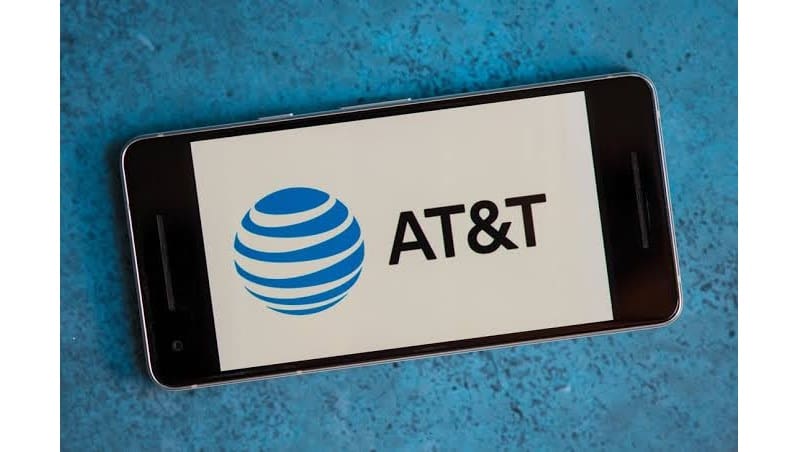 Operadora AT&T tem interesse em adquirir a operadora Oi.