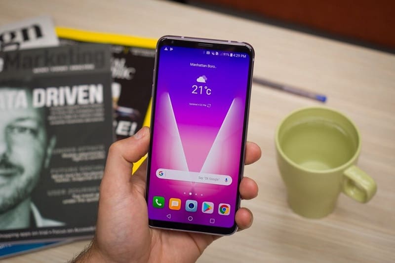 LG V30 recebe Android 9 Pie.