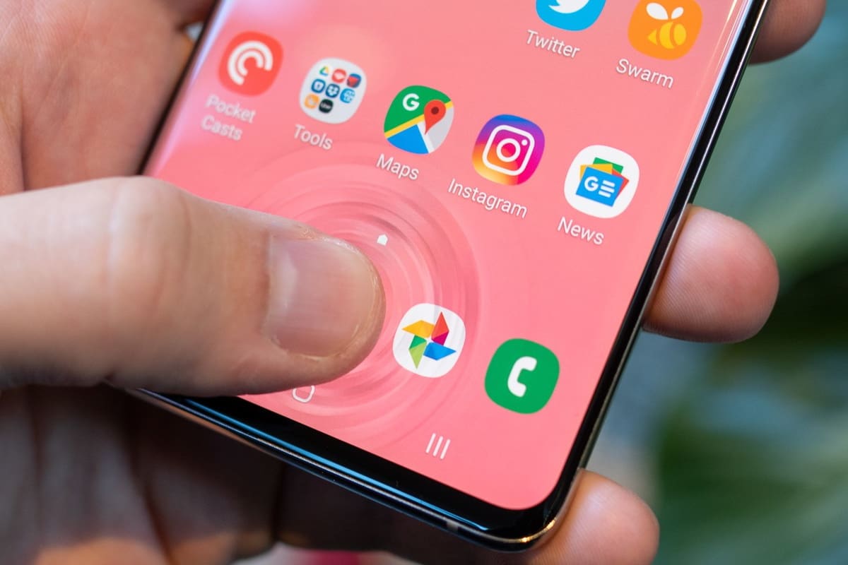 Galaxy Note 10 e S10 falha leitor biométrico.