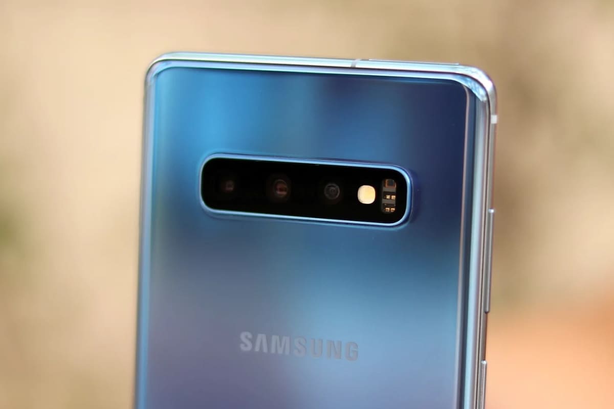 Galaxy S10 One UI 2.0 mais mercados.