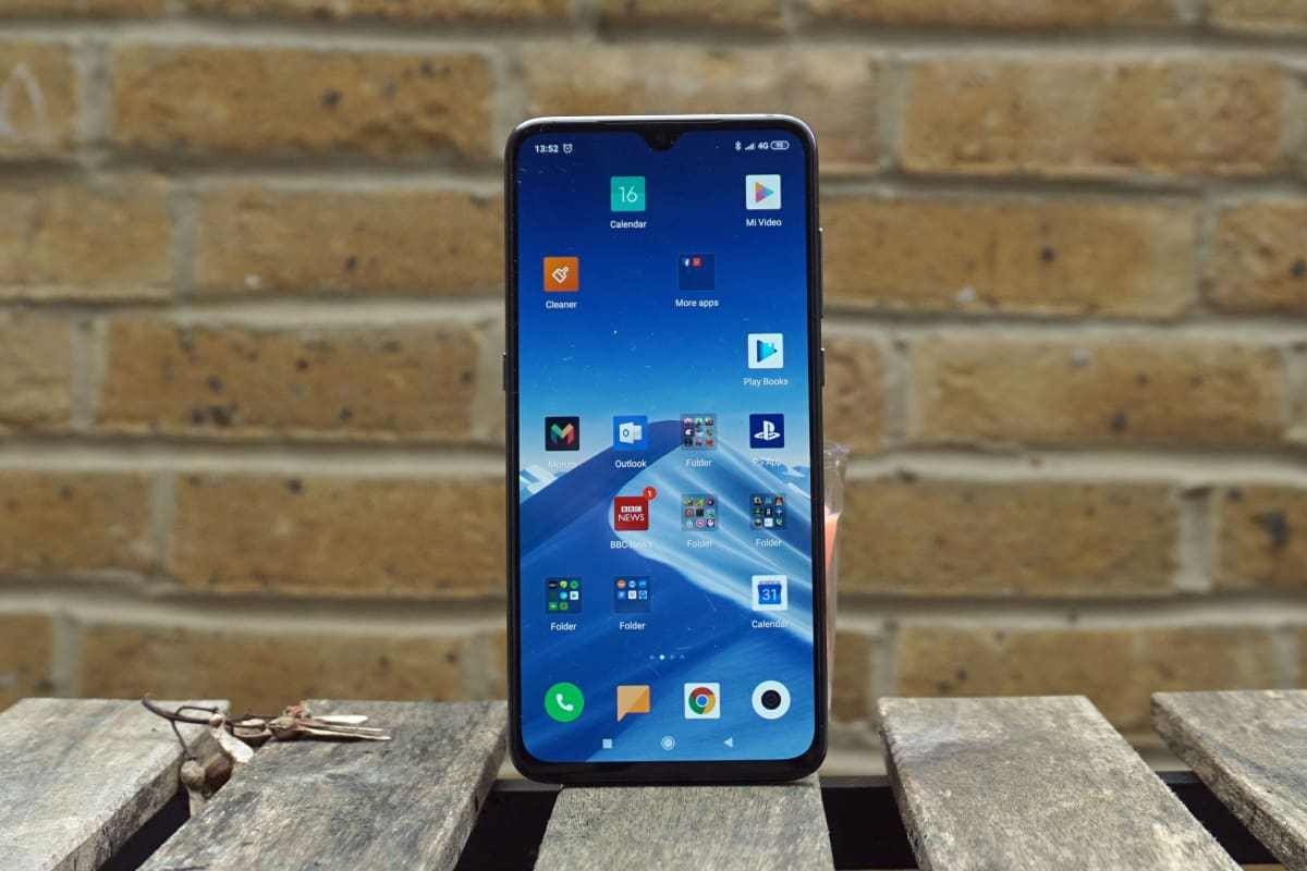 Xiaomi Mi 9 recebe MIUI 11 estável.