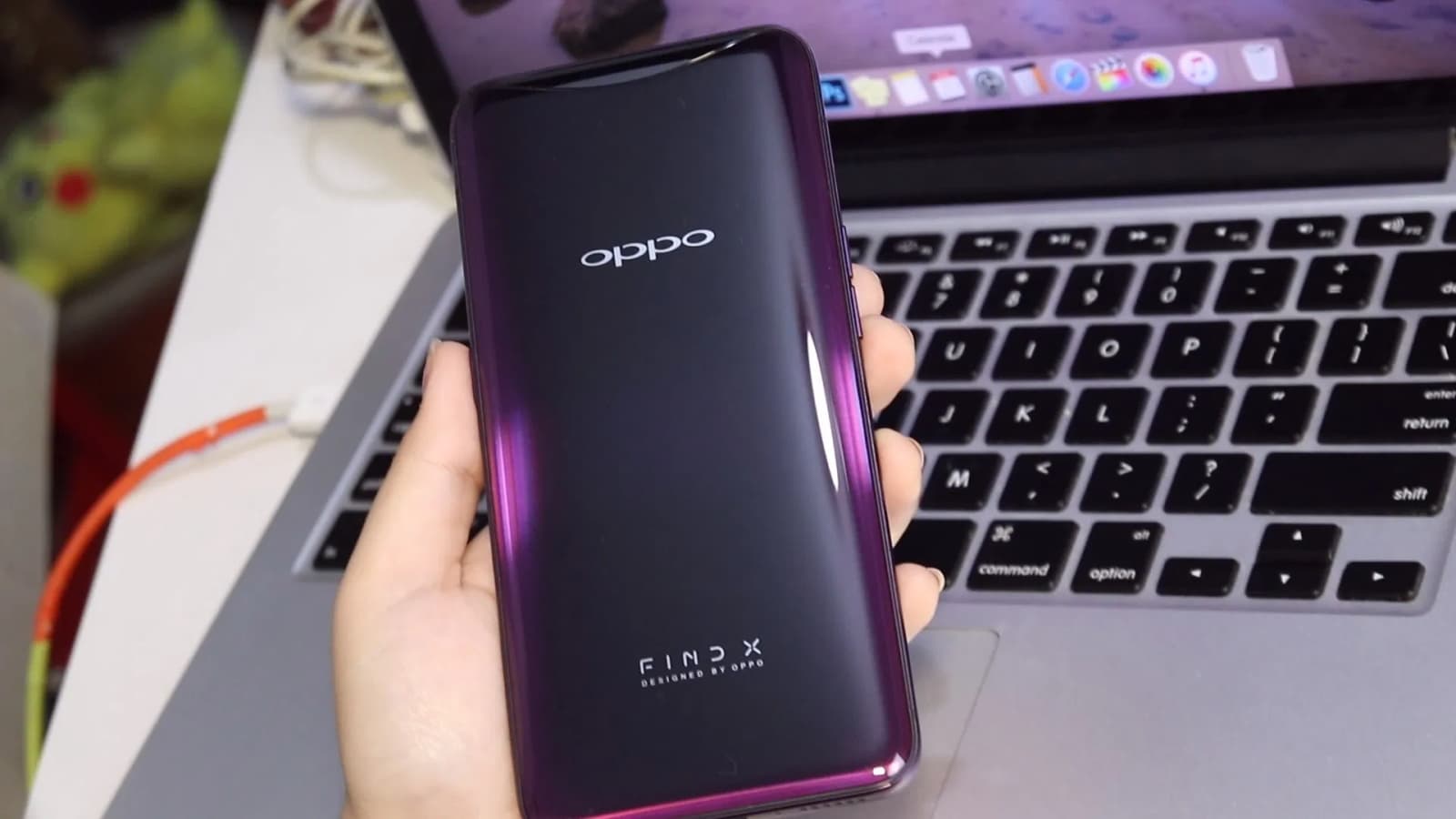 Oppo Find X traseira.