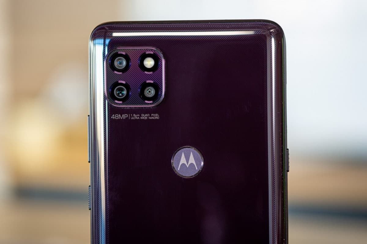 Traseira do Motorola Moto G 5G preto 2020